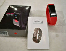 Carica l'immagine nel visualizzatore di Gallery, Smartwatch "SMARTY" collegalo al tuo smartphone con 6 funzioni specifiche