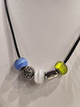 Cargar imagen en el visor de la galería, COLLANA UNISEX MORELLATO "DROPS"
