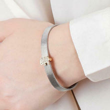 Carica l&#39;immagine nel visualizzatore di Gallery, Bracciale Morellato Gioielli Serie Sensazioni Con Elefante E Cristalli Bianchi
