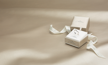 Load image into Gallery viewer, Collier Miluna Punto Luce In Oro Bianco 750%
